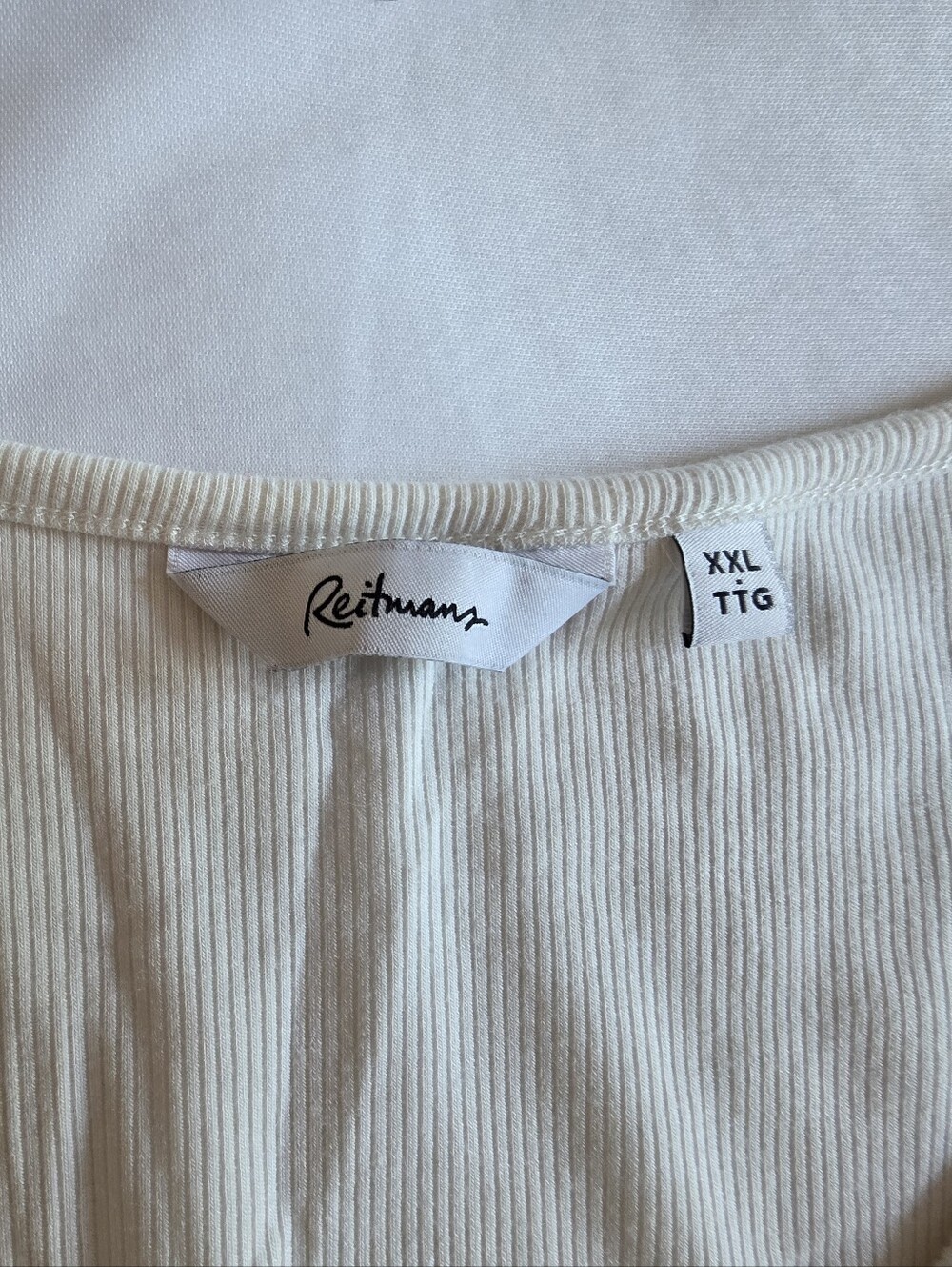 Reitmans Ribbed V-Neck Tank Top - Cream - Picture 2 of 2